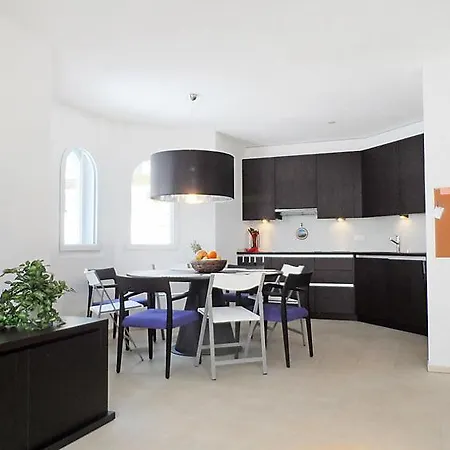 Sleeps 7 Wifi Apartmán *
